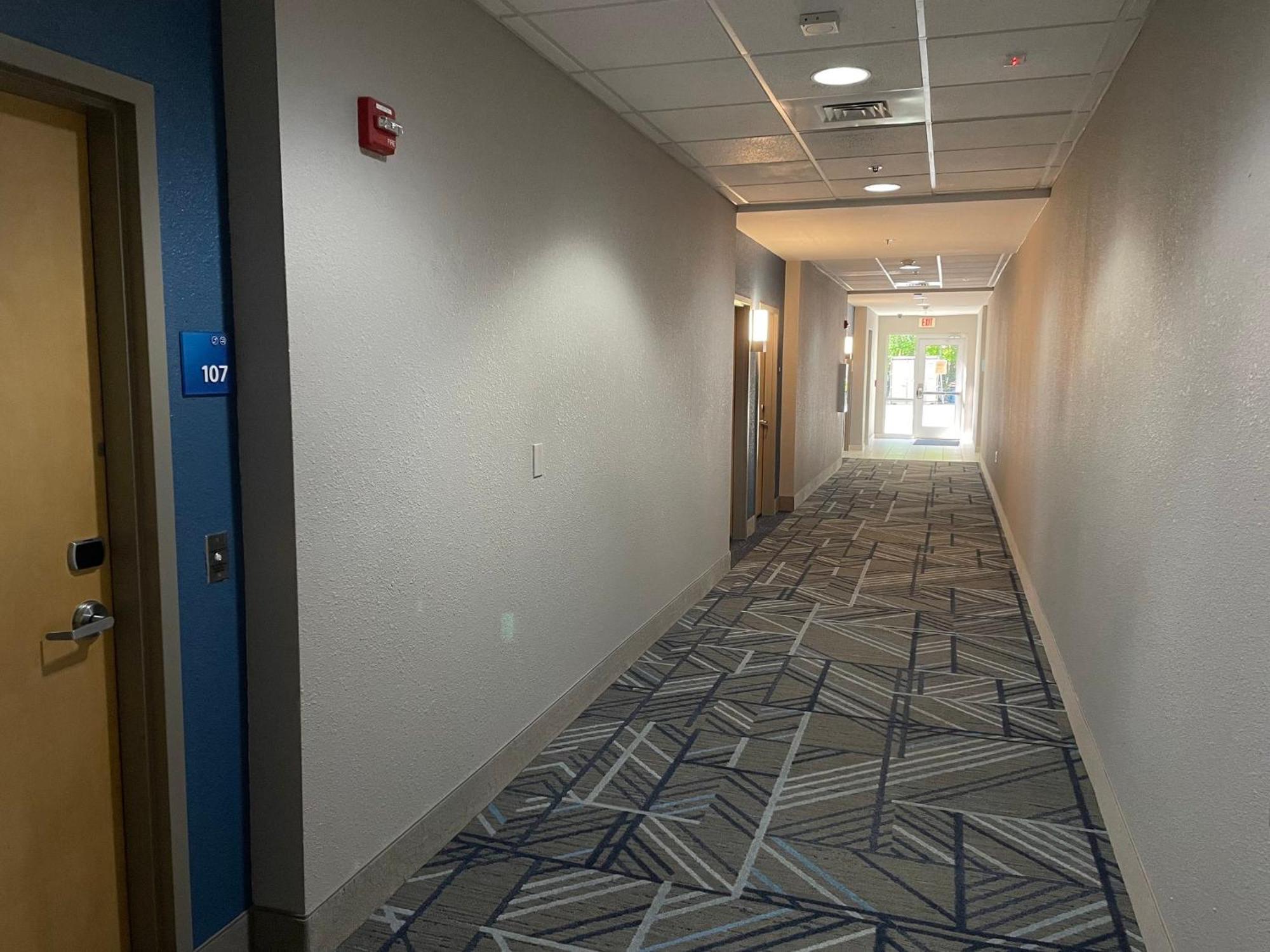 Holiday Inn Express Hotel Raleigh Southwest By Ihg Exterior photo